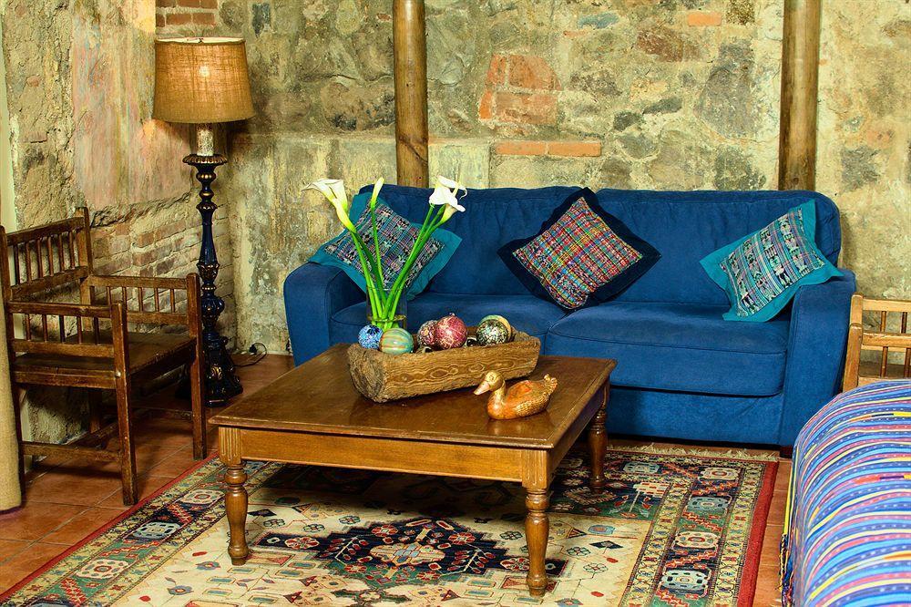 Hotel Sor Juana Antigua Extérieur photo